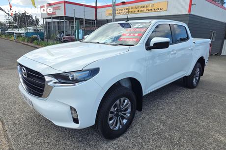 White 2022 Mazda BT-50 Dual Cab Pick-up Xs (4X4)