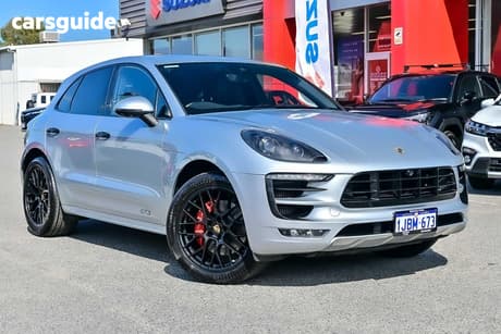 Silver 2016 Porsche Macan Wagon Gts