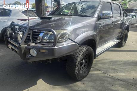 Grey 2013 Toyota Hilux Dual Cab Pick-up Sr5 (4X4)