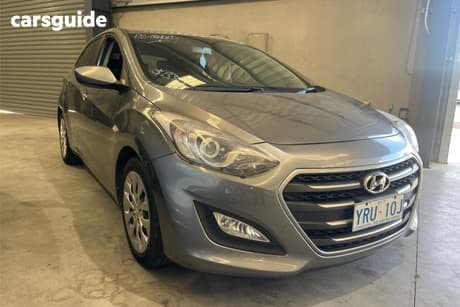 Grey 2015 Hyundai I30 Hatchback Active 1.6 Crdi