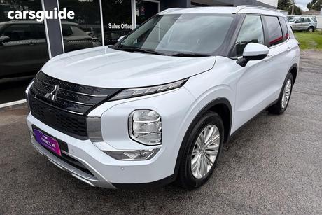 White 2024 Mitsubishi Outlander Wagon Ls 7 Seat (2Wd)