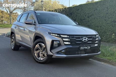Silver 2026 Hyundai Tucson Wagon Hybrid (Fwd)