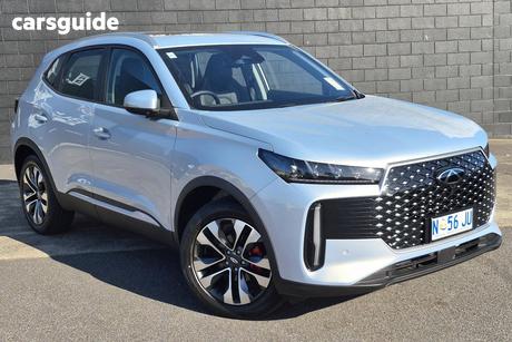 Silver 2026 Chery Tiggo 4 Wagon Ultimate