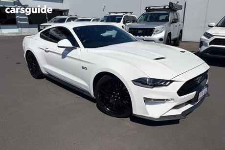 White 2020 Ford Mustang Fastback Gt 5.0 V8