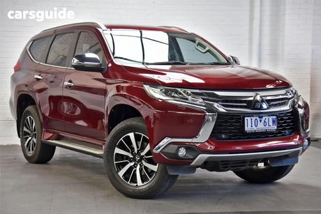 Red 2016 Mitsubishi Pajero Sport Wagon Exceed (4X4) 7 Seat