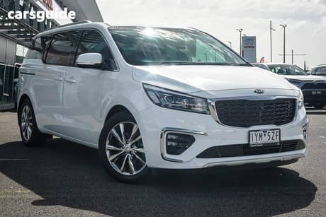 White 2020 Kia Carnival Wagon Platinum