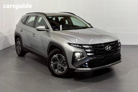 Silver 2026 Hyundai Tucson Wagon Hybrid (Fwd)