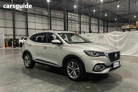 Silver 2023 MG HS Wagon Excite