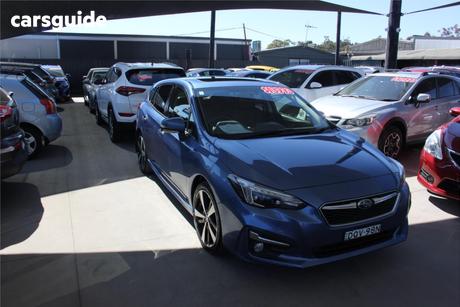 Blue 2017 Subaru Impreza Hatchback 2.0S (Awd)