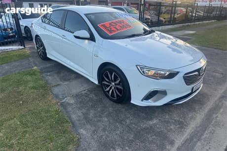 White 2019 Holden Commodore Liftback Rs (5Yr)