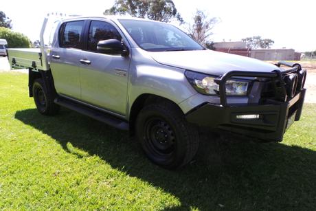 Silver 2022 Toyota Hilux Double Cab Chassis Sr (4X4)