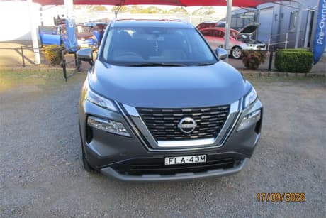 Grey 2024 Nissan X-Trail Wagon St (4Wd)