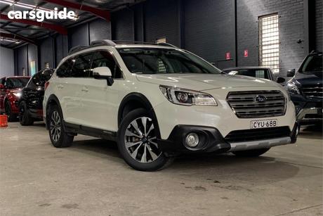 White 2015 Subaru Outback Wagon 2.5I Premium