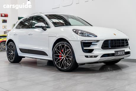 White 2016 Porsche Macan Wagon Gts