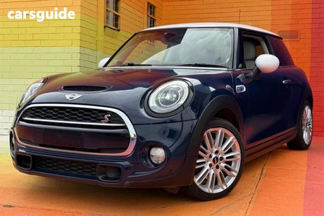 Blue 2015 Mini Cooper Hatchback S