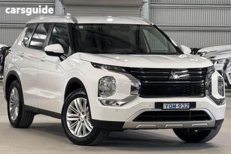 White 2022 Mitsubishi Outlander Wagon Ls 7 Seat (Awd)