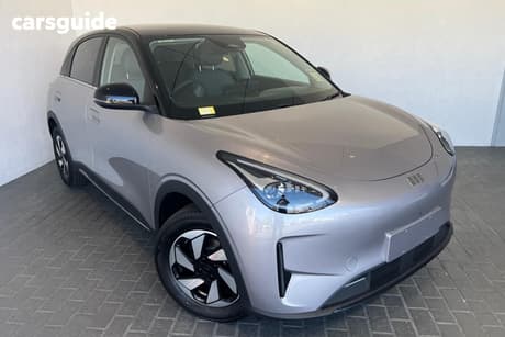 Silver 2026 Geely Ex2 Hatchback Inspire