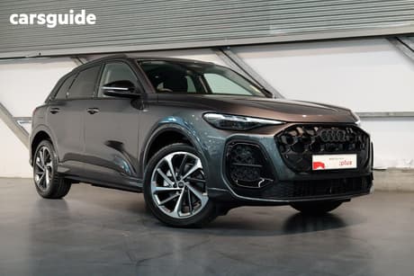Grey 2025 Audi Q5 Sportback Tfsi 150Kw