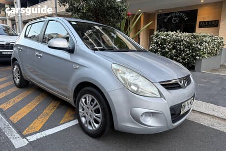 Silver 2011 Hyundai I20 Hatchback Active