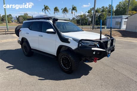 White 2022 Toyota Fortuner Wagon Gxl
