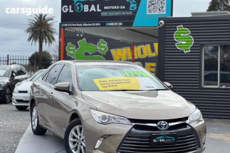 Bronze 2015 Toyota Camry Sedan ALTISE HYBRID AVV50R MY15