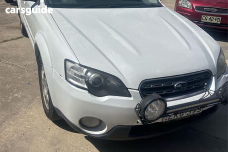 White 2003 Subaru Outback Wagon 2.5I Premium
