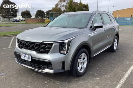 Grey 2024 Kia Sorento Wagon S 7 Seat