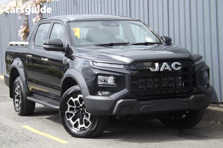 Black 2026 JAC Hunter Ute Tray PRO 4X4