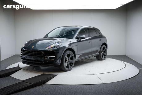 Black 2021 Porsche Macan Wagon S