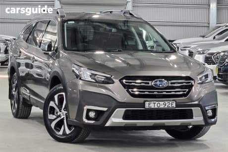 Bronze 2022 Subaru Outback Wagon Awd Touring