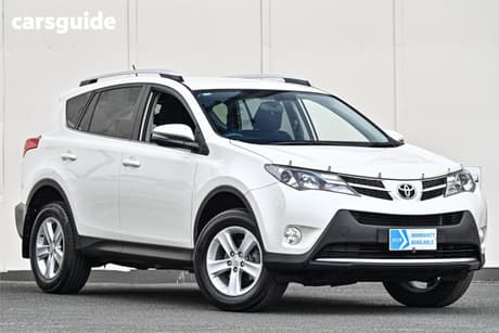 White 2012 Toyota RAV4 Wagon Altitude (4X4)