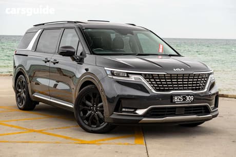 Grey 2022 Kia Carnival Wagon Platinum