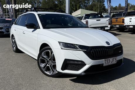 White 2023 Skoda Octavia Wagon Rs 180Tsi