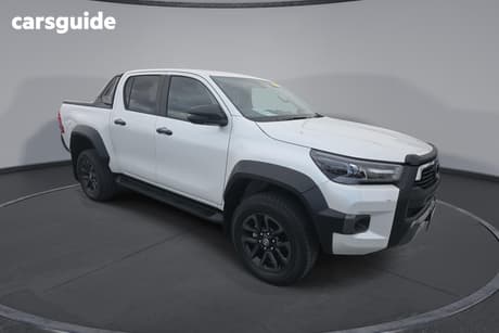 White 2023 Toyota Hilux Double Cab Pick Up Rogue (4X4)