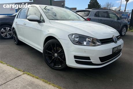 White 2014 Volkswagen Golf Hatchback 90 Tsi Comfortline
