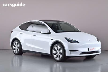 White 2023 Tesla Model Y Wagon Rear-Wheel Drive
