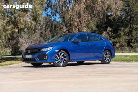 Blue 2018 Honda Civic Hatchback Vti-S