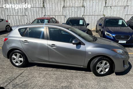 2011 Mazda 3 Hatchback Neo