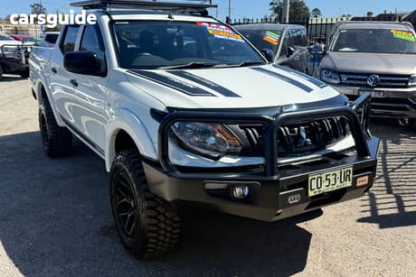 White 2018 Mitsubishi Triton Dual Cab Utility Glx (4X4)