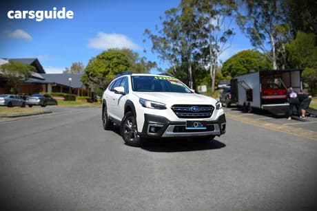 White 2022 Subaru Outback Wagon Awd
