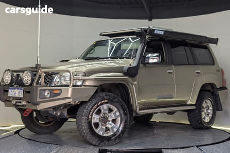 Gold 2009 Nissan Patrol Wagon St (4X4)