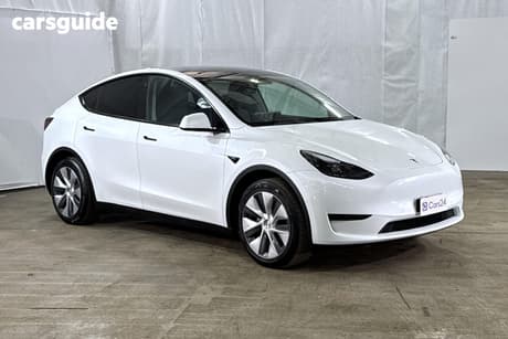 White 2024 Tesla Model Y Wagon Rear-Wheel Drive