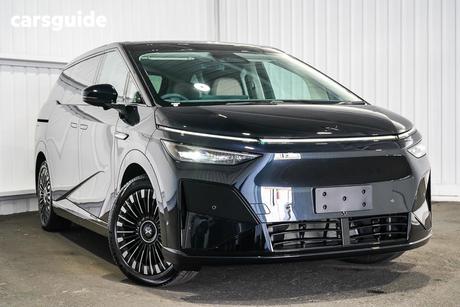 Black 2026 Xpeng X9 Wagon Awd Performance