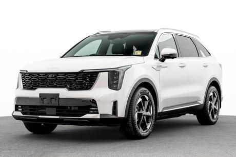 White 2026 Kia Sorento Wagon Gt-Line
