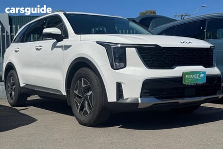 White 2026 Kia Sorento Wagon S Hev Awd