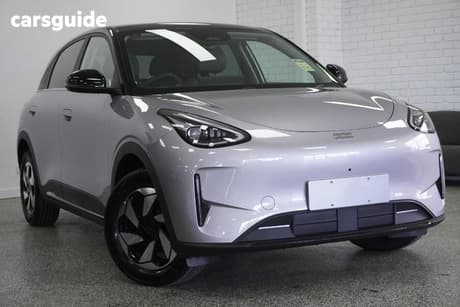 Silver 2026 Geely Ex2 Hatchback Inspire