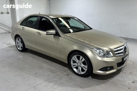 Gold 2011 Mercedes-Benz C200 Sedan Avantgarde Be