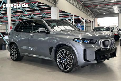 Grey 2025 BMW X5 Wagon Xdrive30D M Sport