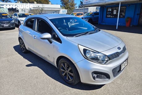 2014 Kia RIO Hatchback S