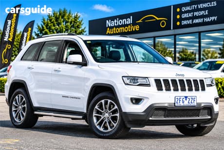 White 2015 Jeep Grand Cherokee Wagon Laredo (4X4)